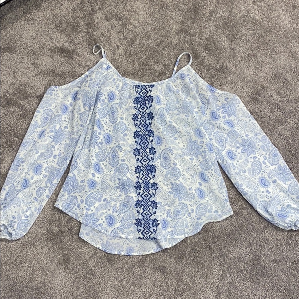 Long sleeve shear top